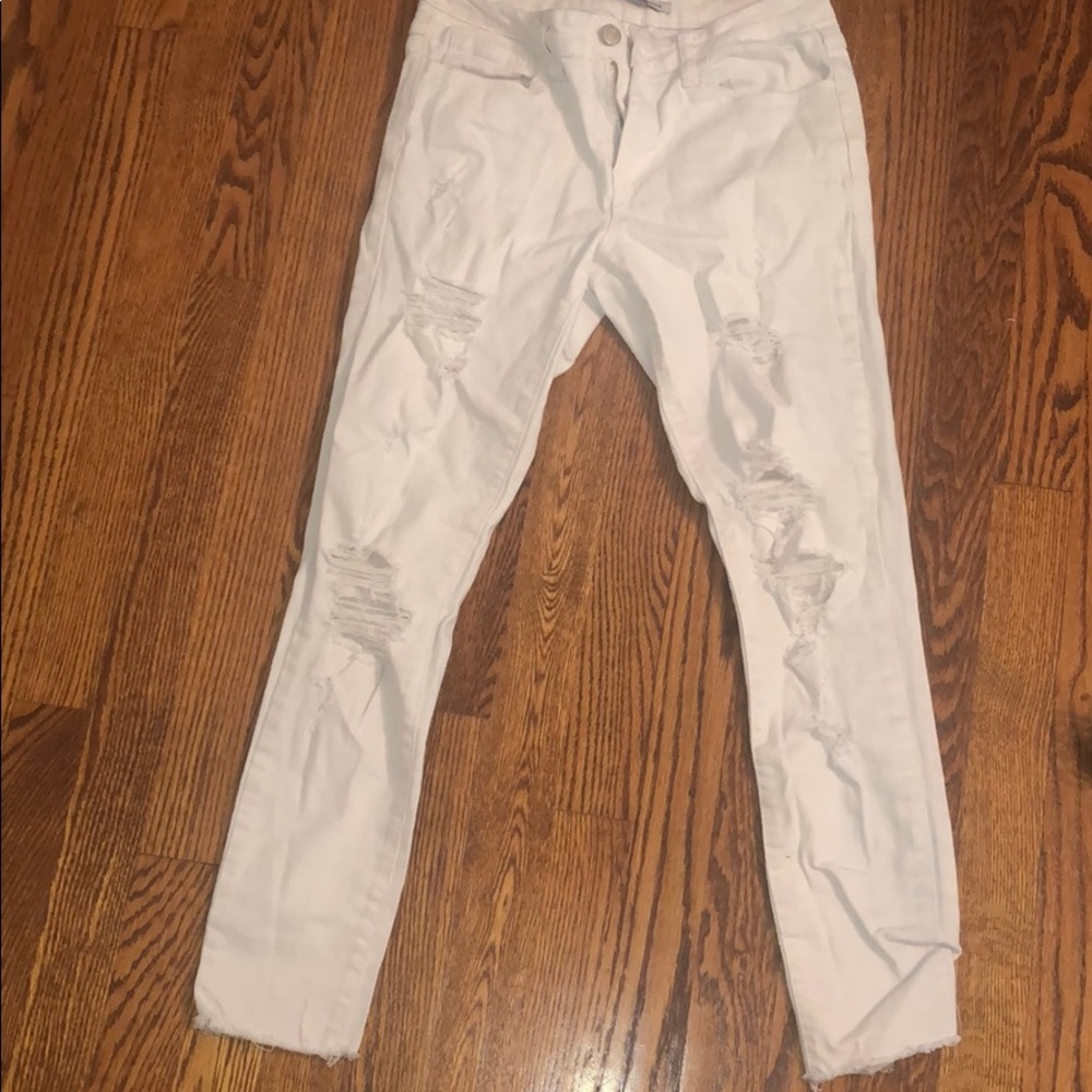 Cropped White Ripped Jeans Size 26